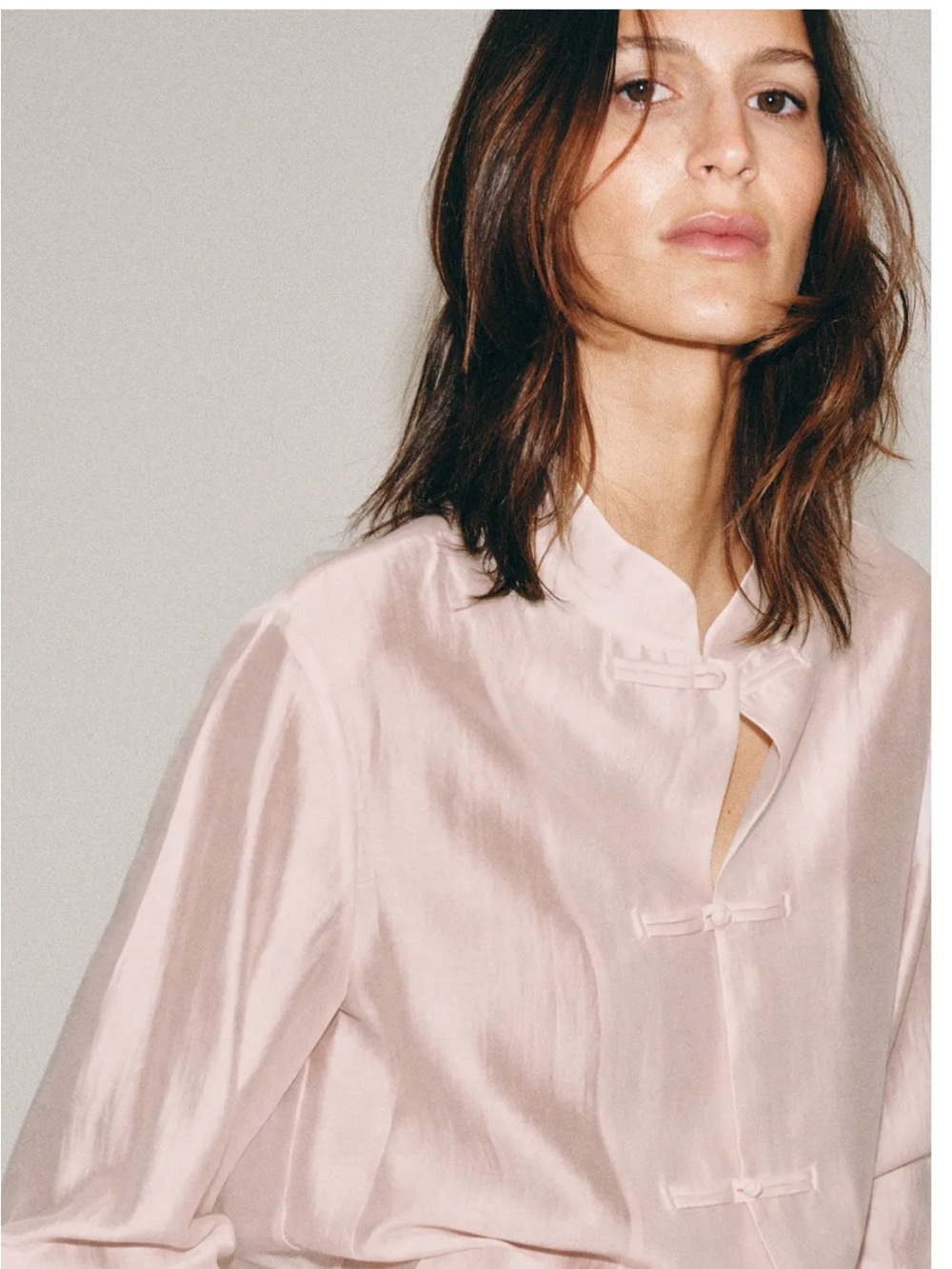 ZARA SATIN EFFECT FROG CLASP SHIRT
ZW COLLECTION